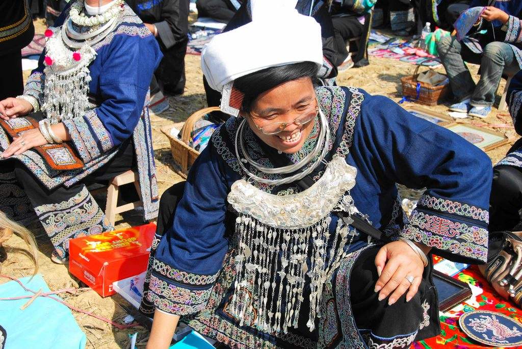 【民族之花】痛饮肝胆烈酒,同赏悦耳水歌—水族