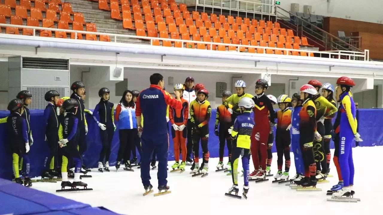 助力短道速滑东城区体育局携手华星冰雪长春集训营进行时