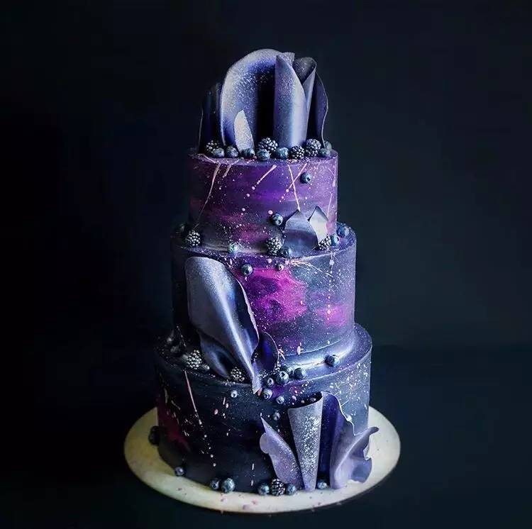 超带感星空蛋糕,让你一口吃掉整个宇宙!