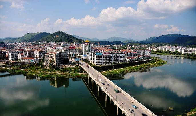 英山市人口_英山四季花海景区