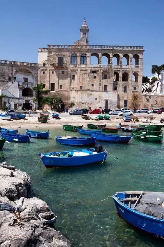 alberobello: la città di trulli 阿尔贝罗贝洛:楚利之城