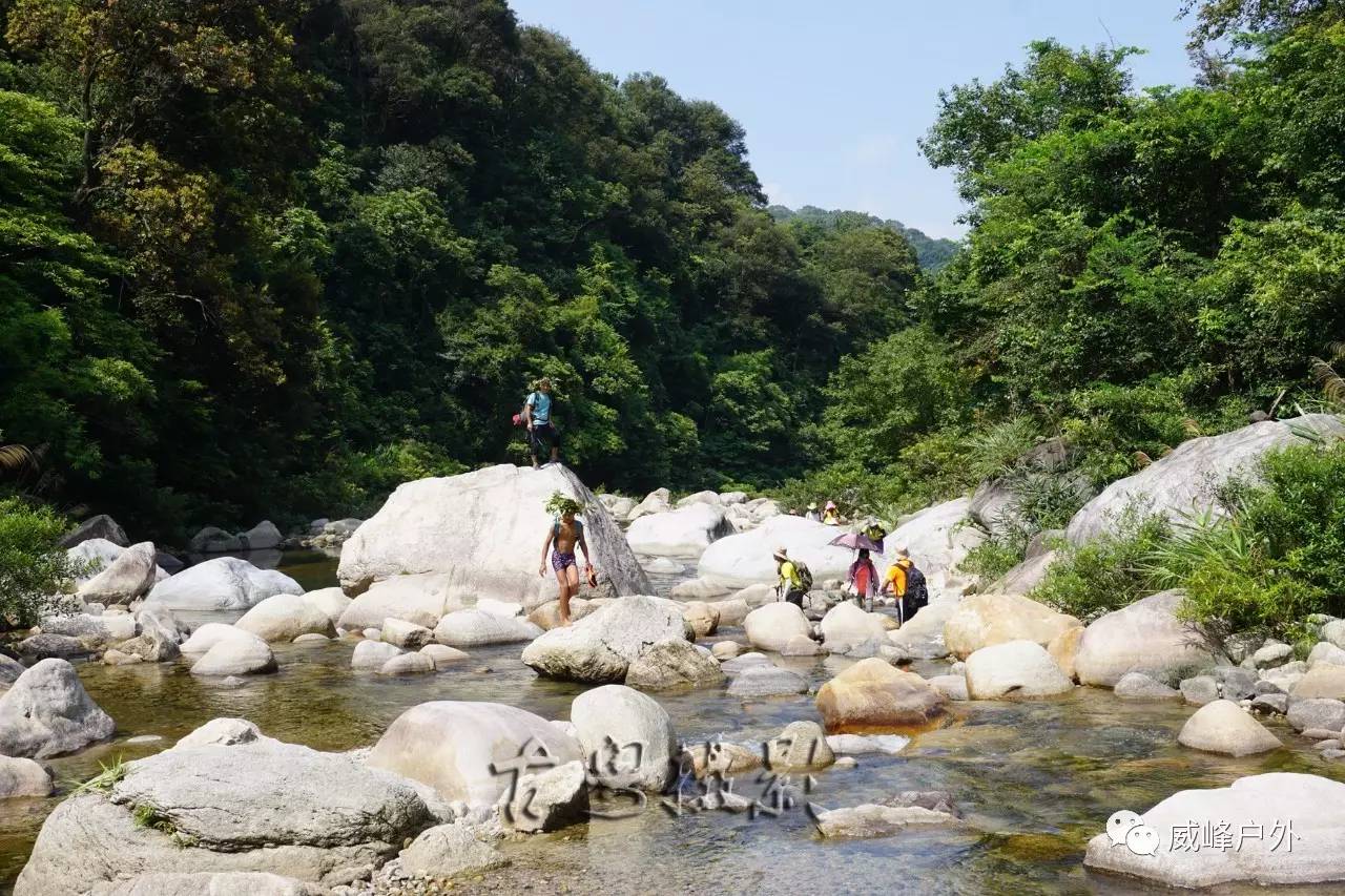 连山小三江溯溪避暑又一胜地,水质清晰嗨翻天