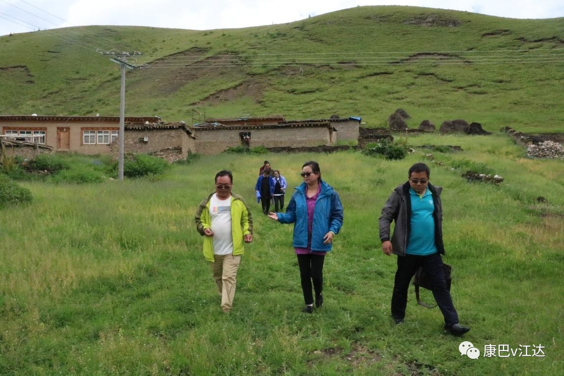 江达县牲畜棚圈项目项目涉及全县1429户,其中德登乡445户,字嘎乡386户