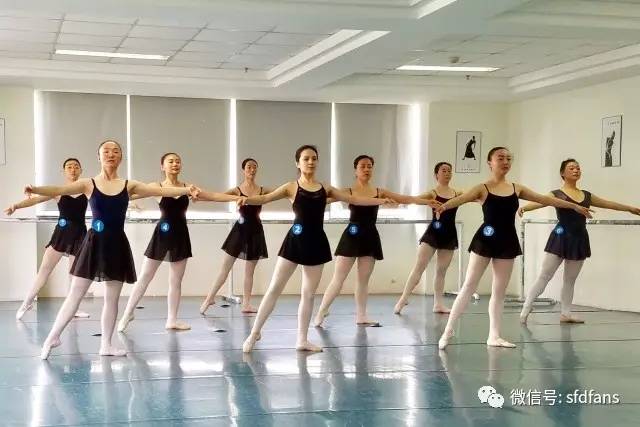 重要通知 | 北京舞蹈学院芭蕾舞师资班相约国庆,速来