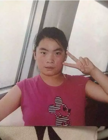 丑女整形13次成混血脸,坦言"丑的代价,就是失去整个世界…"