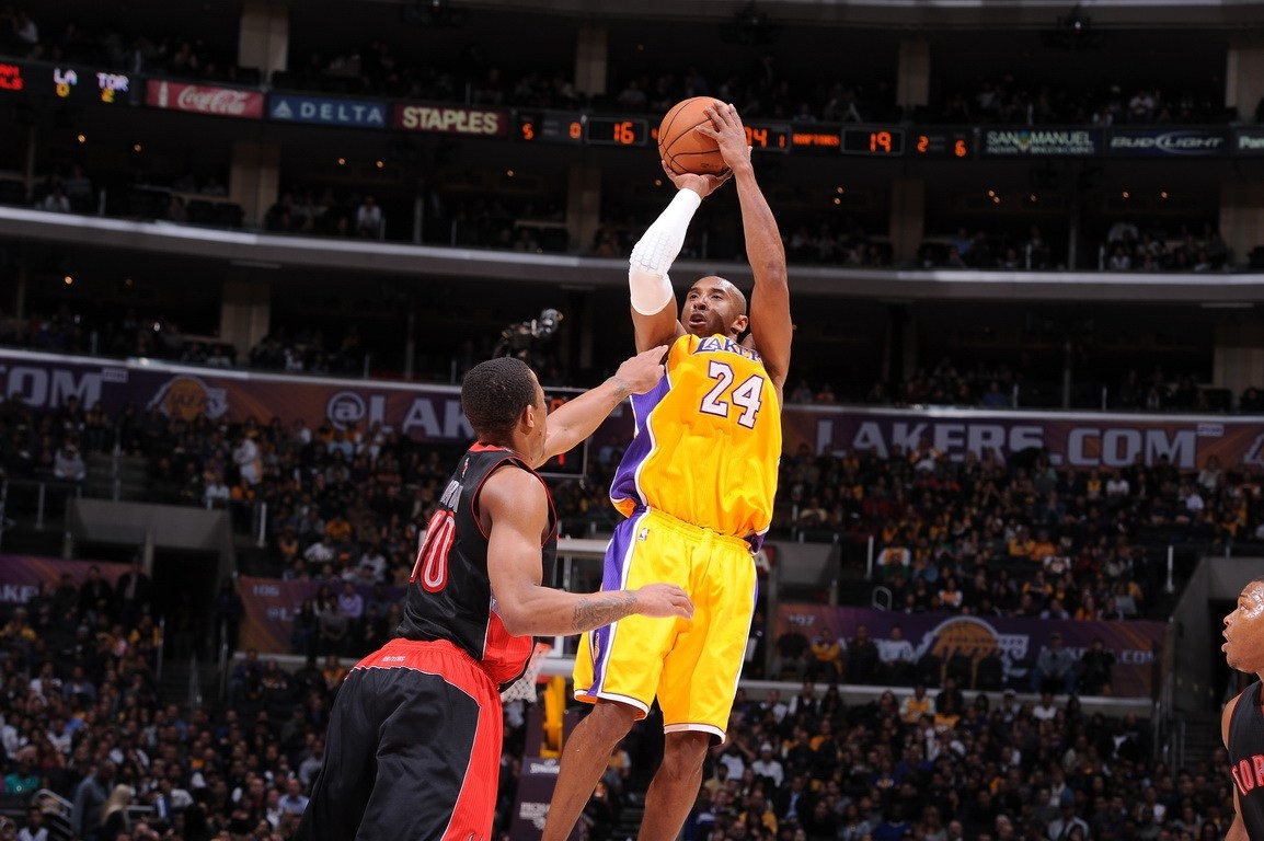 Kobe Bryant vs. LeBron James: The Ultimate Debate | News, Scores ...