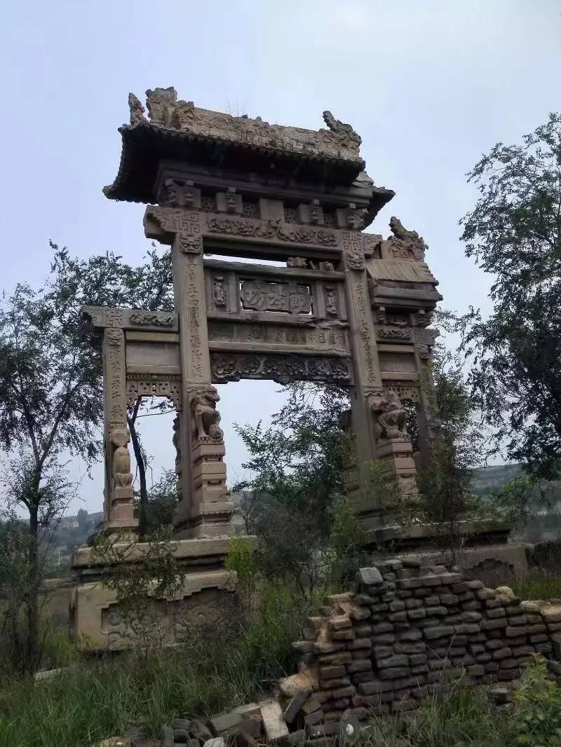 霍州老张湾村,当年慈禧经此处,曾经繁华,如今杂草丛生!