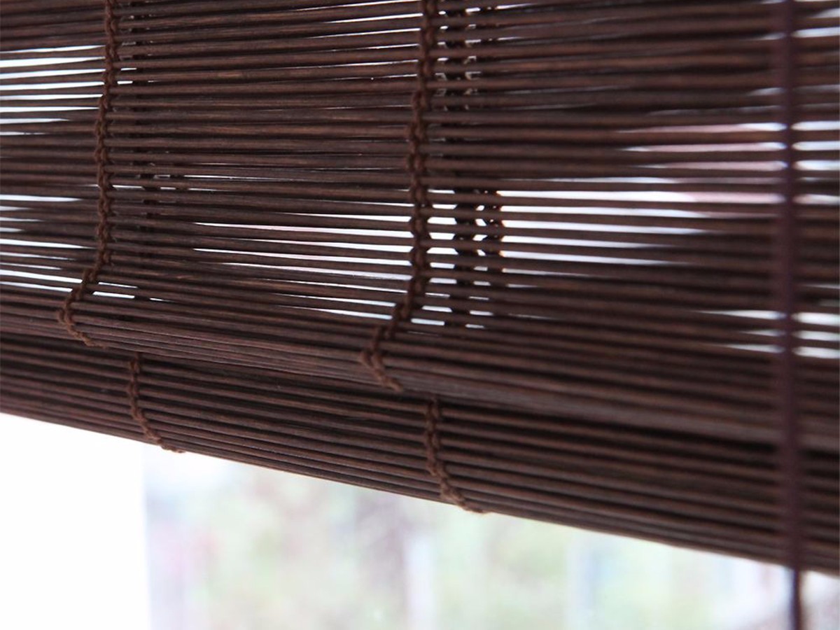 竹帘,指的是竹做的帘子,尤指挂在门口或窗户的帘子,是汉族竹编工艺的