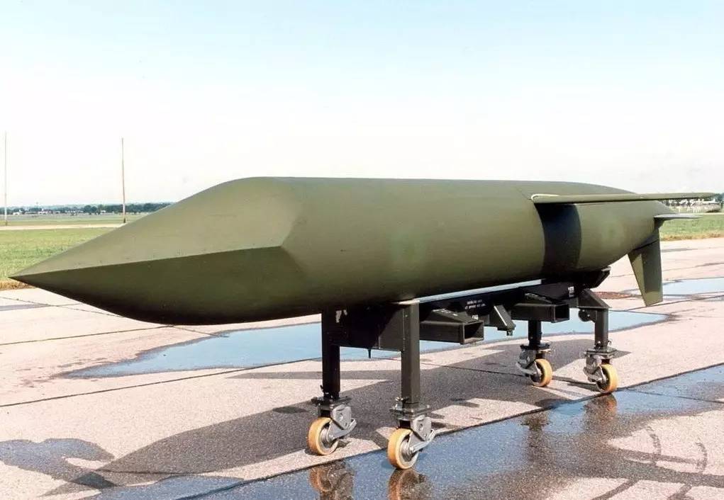 agm-129核巡航导弹随着这两型核巡航导弹的不断老化,美国空军于2009