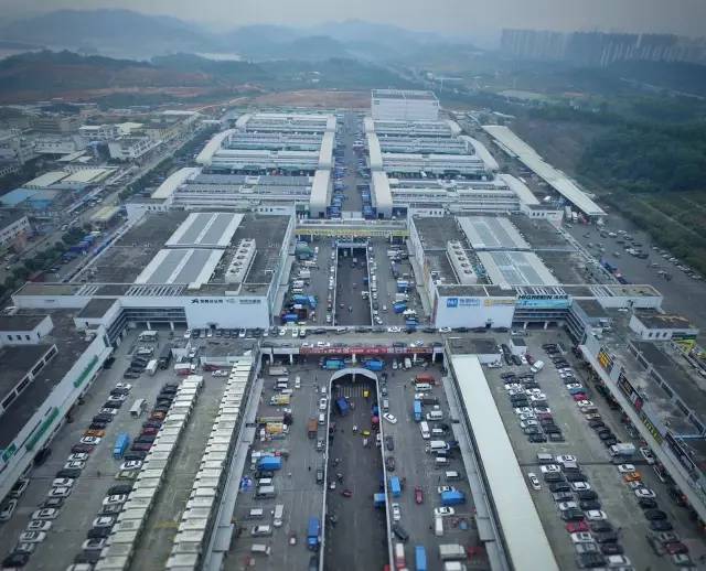 深圳海吉星全景图 海吉星交易区鸟瞰图 2 "绿色交易"的倡导者