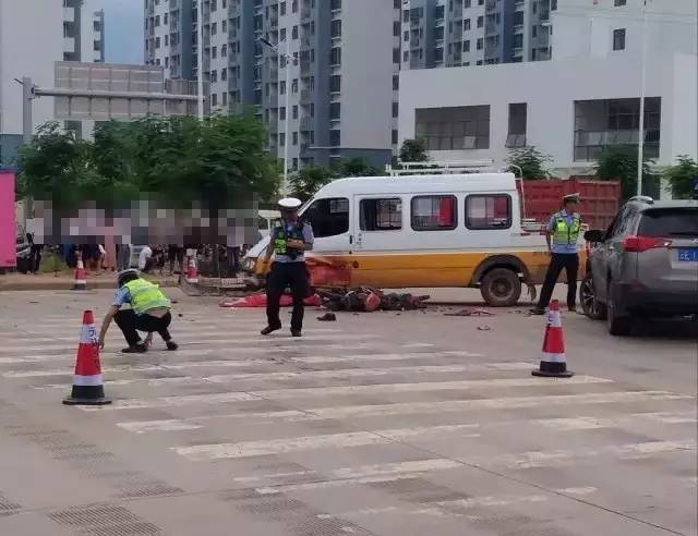 广大驾驶员朋友,近日元谋天气状况不好阴雨连绵,出门驾驶请遵守交通