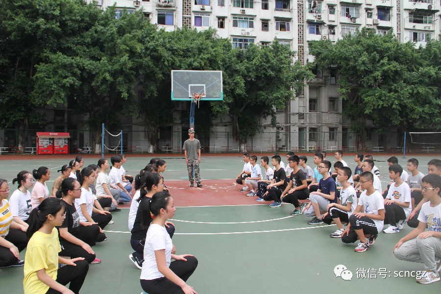 南充高中顺庆校区高2017级新生军训图片报道(一)