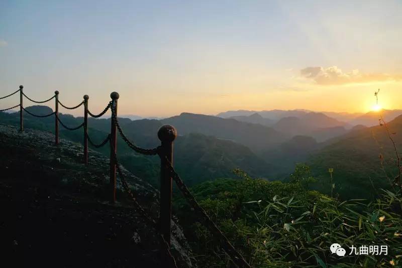 奉化西岭山夕阳山外山