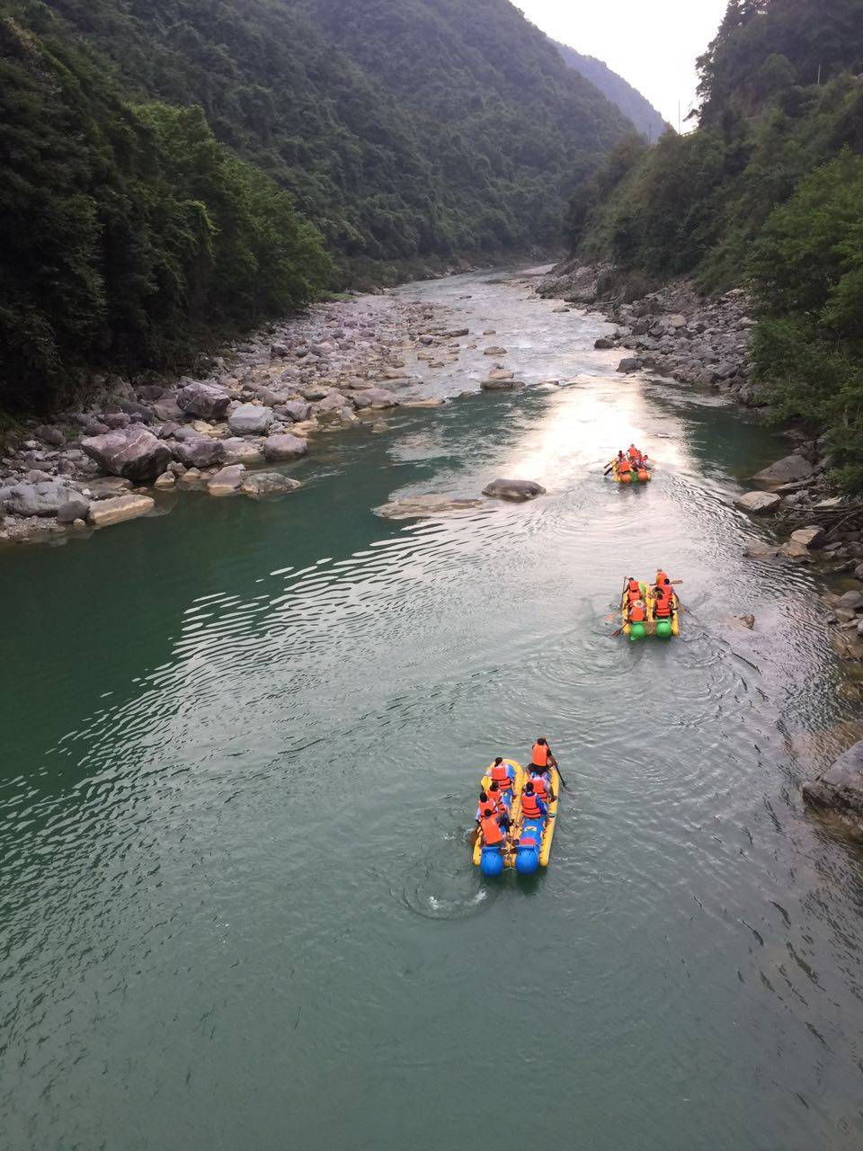 壶瓶峡谷叹飞瀑湖南屋脊畅漂流文明旅游走进生态石门特辑