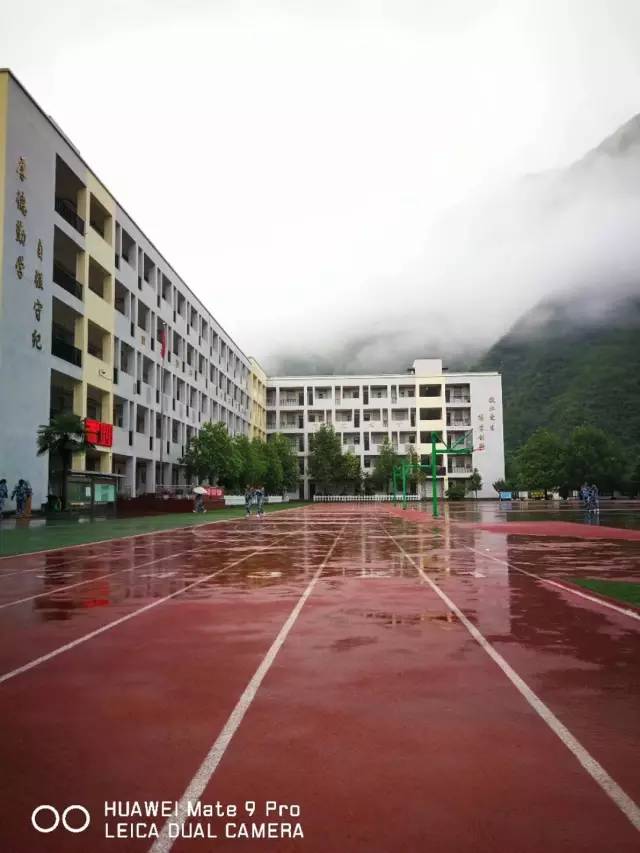 【头条】初秋,雨后的文县碧口很特别,很通透