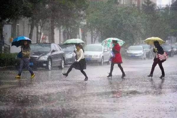 各地气温还会逐渐下降中雨 大雨 暴雨又来了今天白天,大部地区有小雨