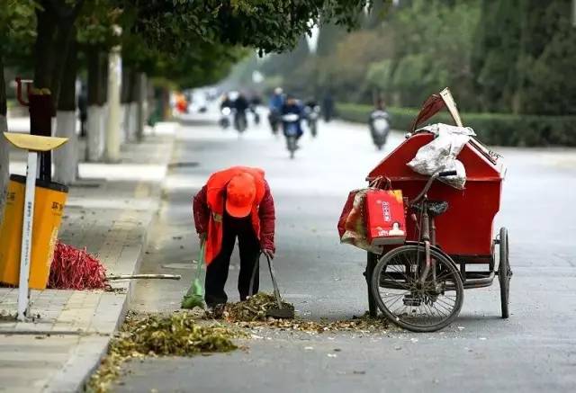 在济南,我是一名环卫工人