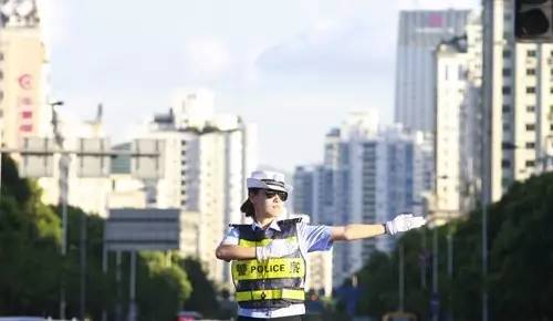 桐庐人口2017_城中村小城镇怎么改 看杭州区县书记的 军令状