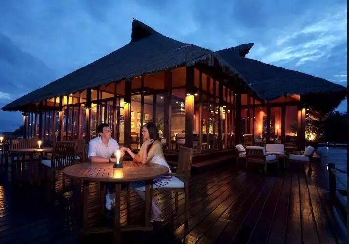 马尔代夫阿达兰水上别墅度假酒店adaaran prestigewater villas