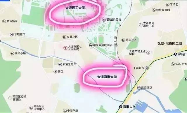 大连职业技术学院南关岭校区 下车都不用乘坐地铁 穿过南广场就是