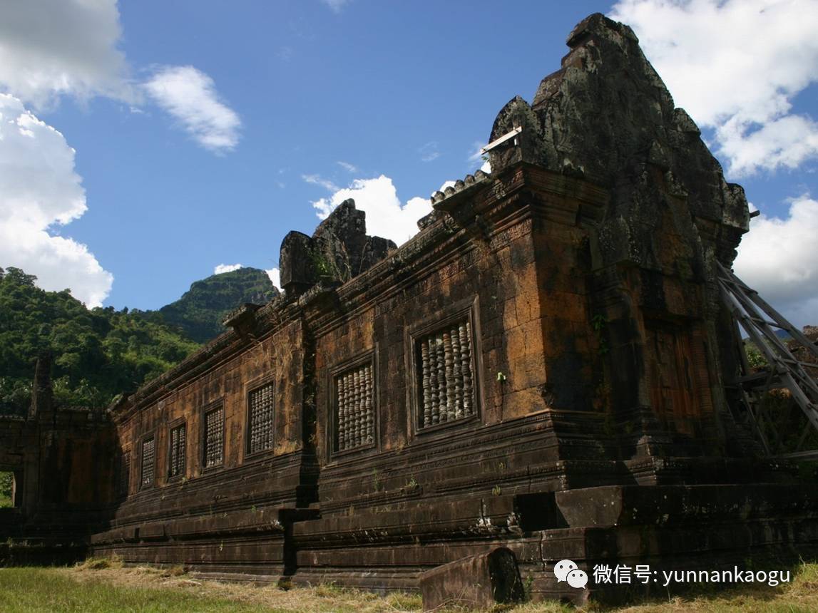 占巴塞文化景观,包括瓦普神庙建筑群,是一处完好保留了1000多年的人类