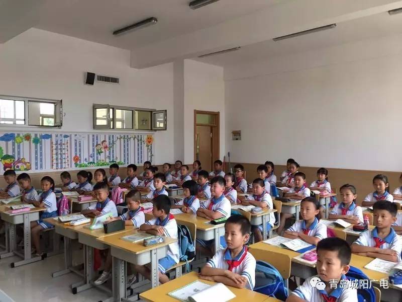 开学第一天:本台记者探访城阳区部分小学