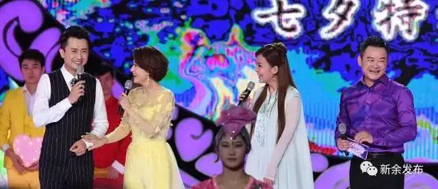 央视主持人杨帆,张蕾,朱迅,李佳明在录制七夕晚会中.