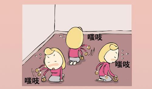 搞笑漫画:闺密在出租房内如何融洽相处