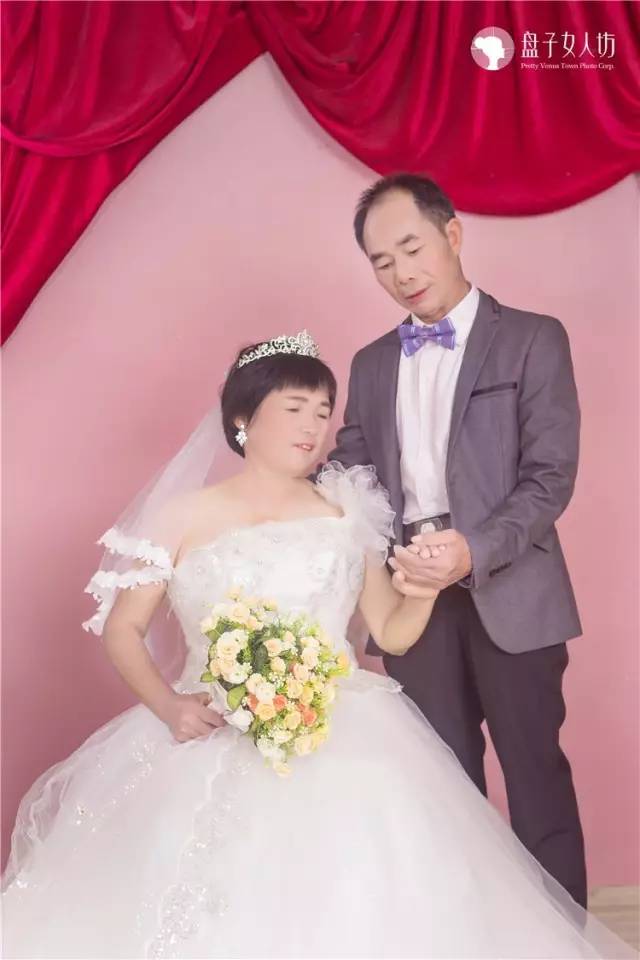 宾阳婚纱照_宾阳酸粉