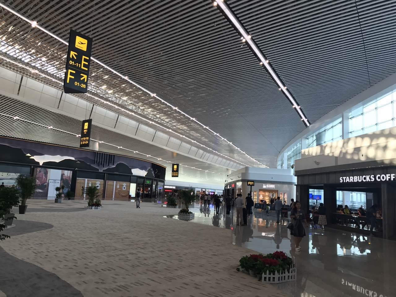 中建八局中标重庆江北国际机场新建T3B航站楼项目