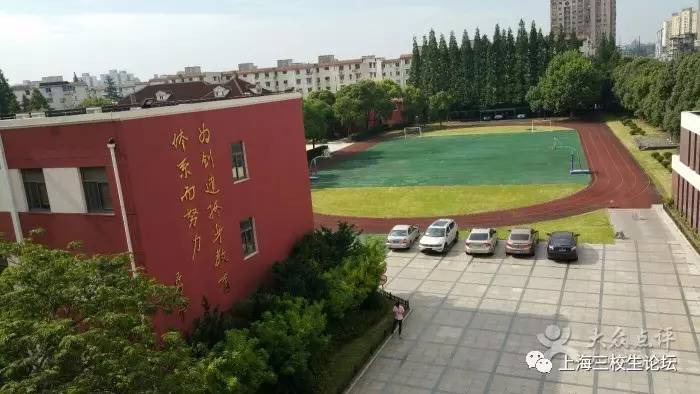 学校风景上海海事职业技术学院|