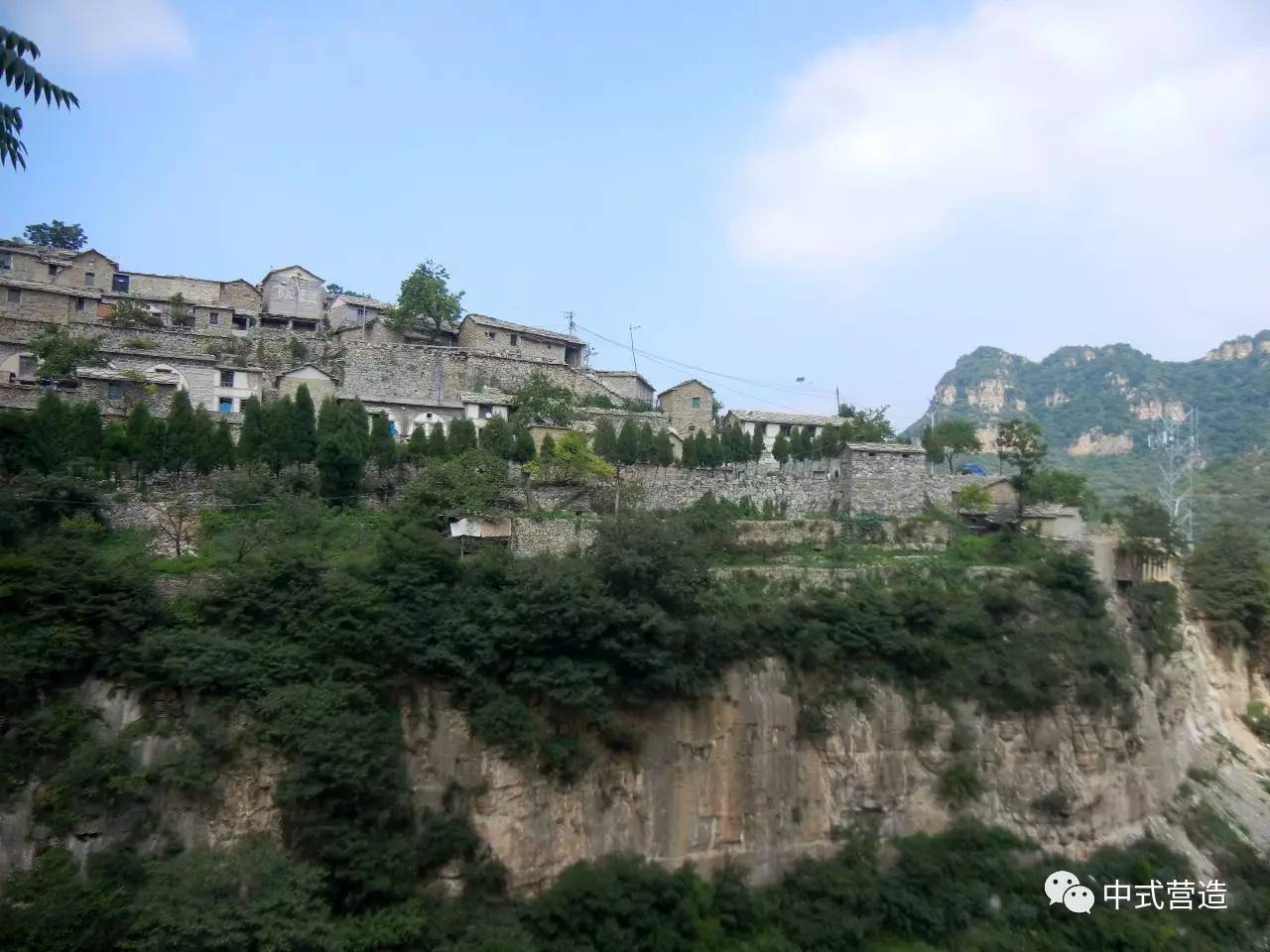 中国传统村落丨太行山脉里的石头村-岳家寨