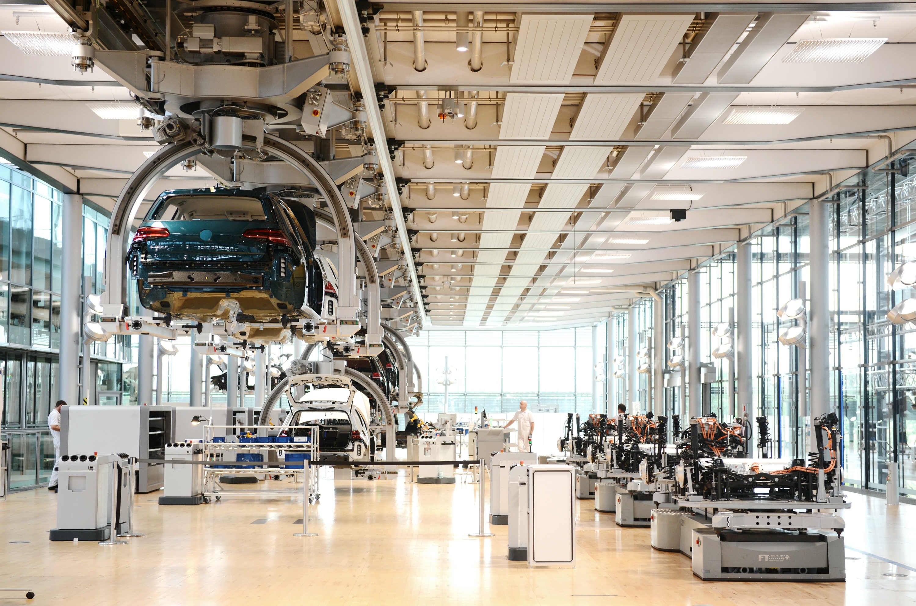 探秘大众汽车德累斯顿透明工厂 新e-Golf 制造细节曝光