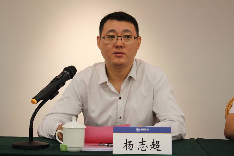 杨志超书记作总结发言结业仪式后,学员们集体来到集团总部,参观了中国