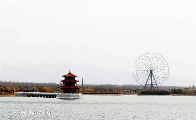 泰山天颐湖旅游度假区地处山东省泰安市岱岳区满庄镇滨湖路水面6平方