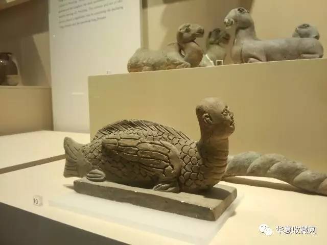 当年南唐二陵发掘考古就发掘出人首鱼身陶俑等神兽陶俑,这些奇异俑类