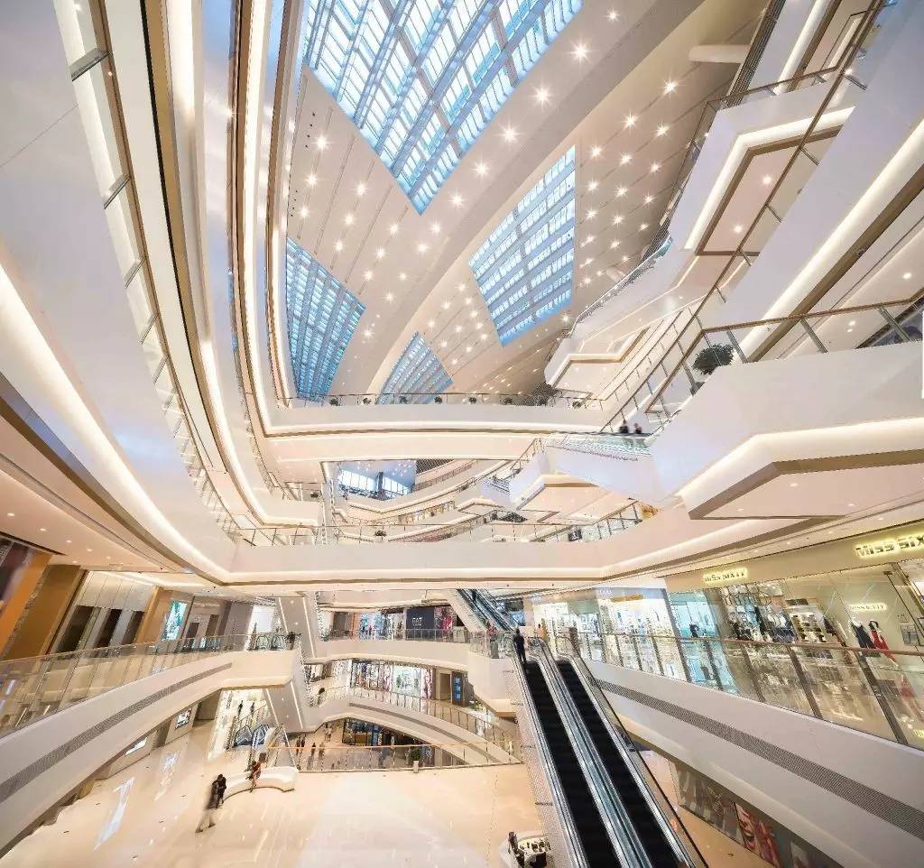 2022高德置地广场购物,珠江新城花城广场周边最著名...【去哪儿攻略】