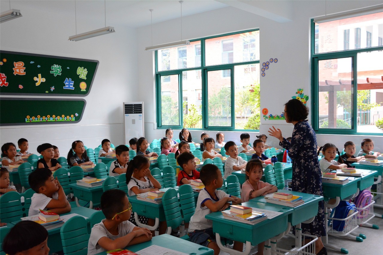 【校园快讯】今天,我上小学啦!