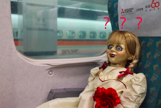 商场电视爬出贞子,鬼娃娃现身地铁,恐怖视频吓坏老外成全球第一
