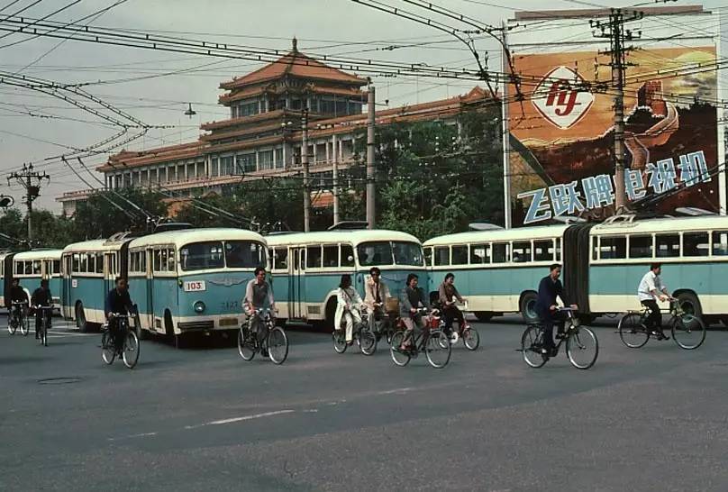 美籍日本人镜头下1980年代的北京街头