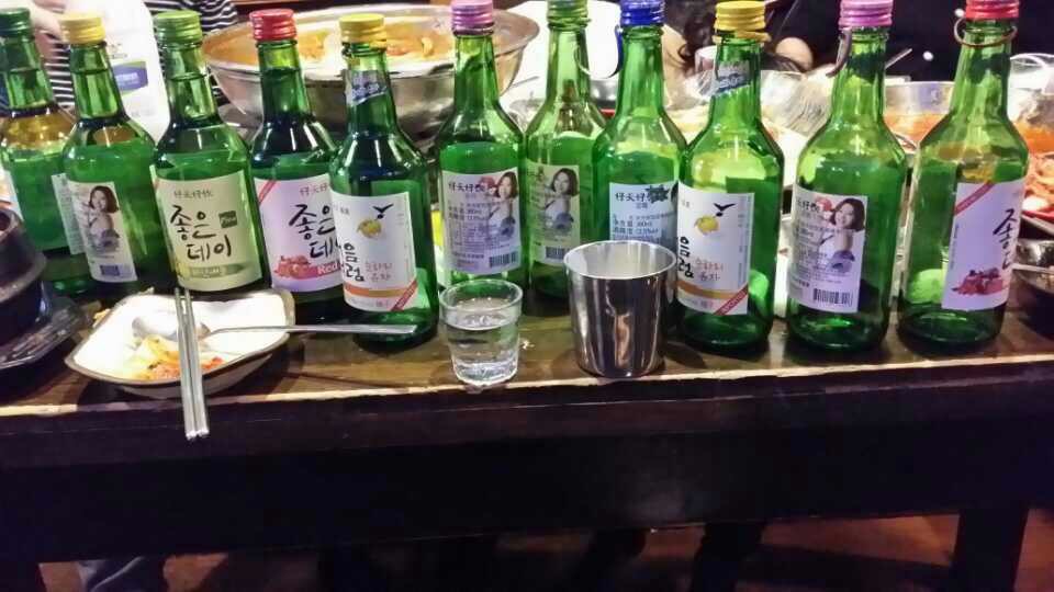 那些年我们喝过的啤酒,白酒,烧酒,洋酒各种酒