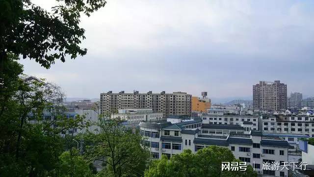 金湖县人口_第七次人口普查江苏省各县市区常住人口排名!