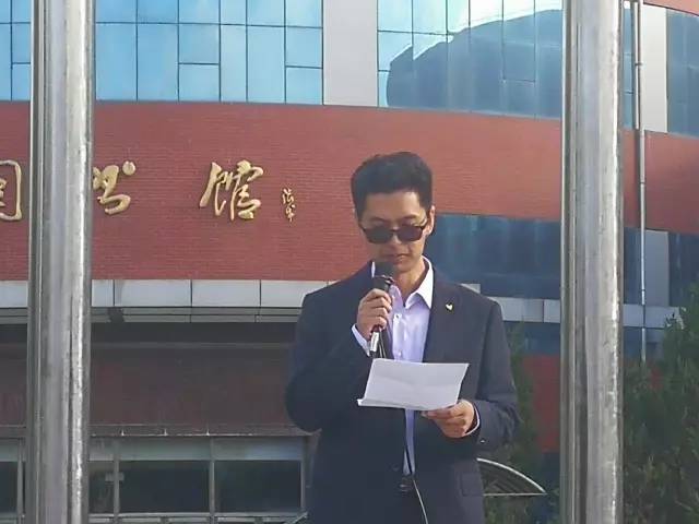 哈三中老师说……致开学:?学校也是江湖,人生没有退路