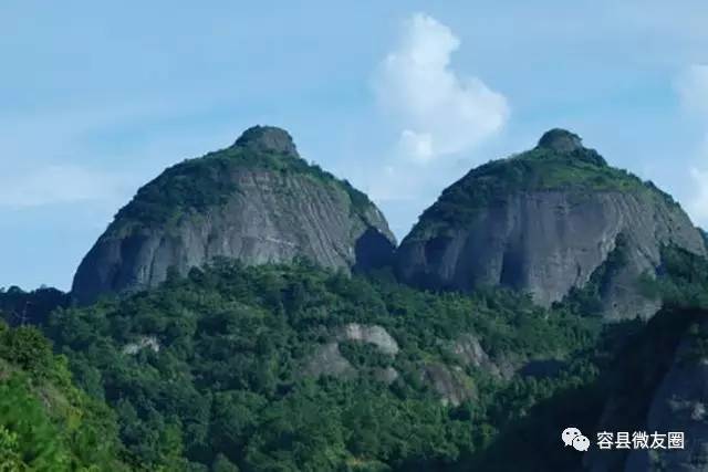 都峤山贵妃峰亦称生态园,因容县是传说中的杨贵妃的故乡,而该景区两大