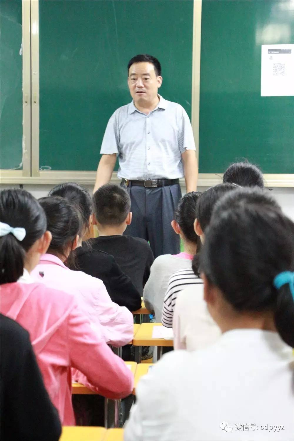 迎八方学子传一中精神平邑一中文化路校区2017届新生入学报到