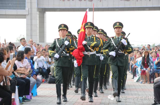 他在致辞中对支持邯郸分校发展的衡水中学张文茂校长致以最崇高的敬意