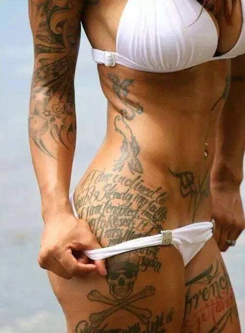 当健身遇上纹身，一场来自女人身体的视觉盛宴！