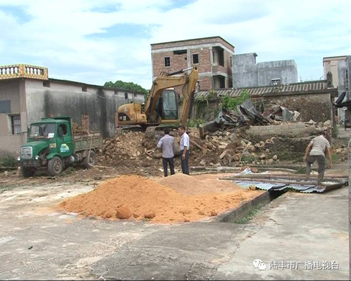 内湖镇:大力推进社会主义新农村示范村创建活动