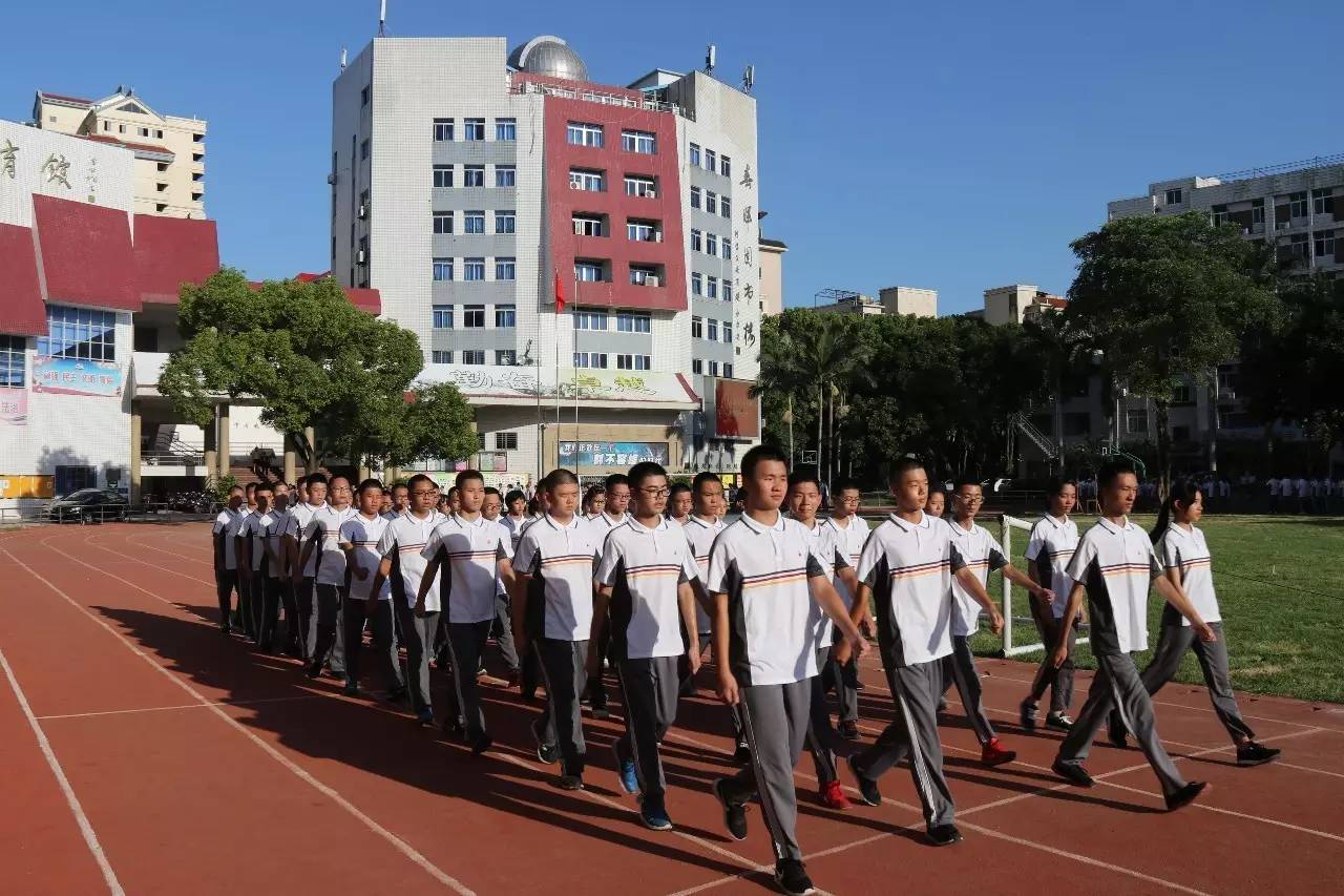 泉州七中2017级高一新生入学训练圆满结束