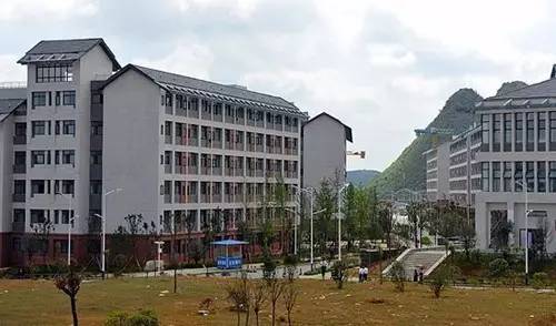 花溪大学城贵州师范大学校园.